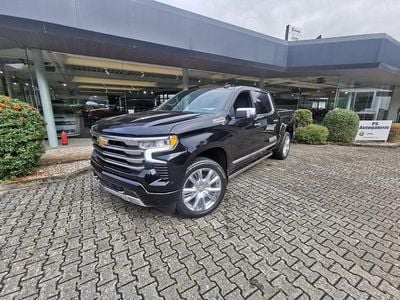 Neu Chevrolet Silverado 426 PS (313 kW) 2025 Schwarz SUV
