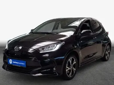 Gebraucht Toyota Yaris Hybrid Team 116 PS (85 kW) 2025 Mysticschwarz mica Limousine