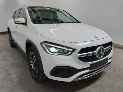 Second-hand Mercedes GLA250 224 CP (164 kW) 2021 Alb SUV