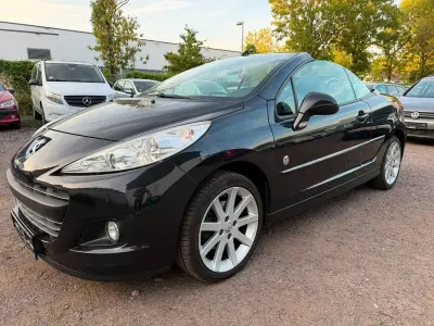 Gebraucht Peugeot 207 CC Roland Garros 120 PS (88 kW) 2011 Schwarz Cabrio