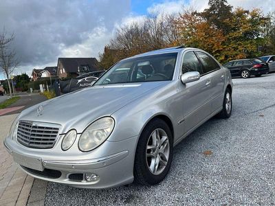 Mercedes E200