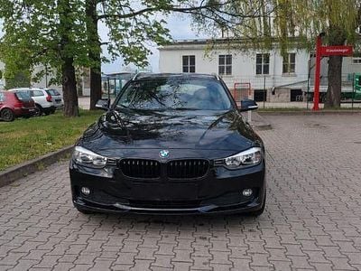 Second-hand BMW 318 143 CP (105 kW) 2014 Negru Break