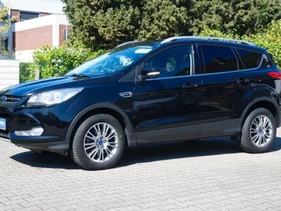 Gebraucht Ford Kuga Titanium 163 PS (119 kW) 2013 Schwarz SUV