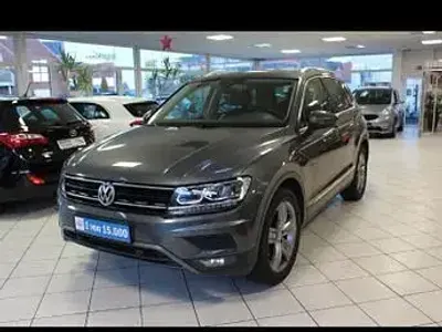 Używany VW Tiguan 239 KM (175 kW) 2018 Szary SUV
