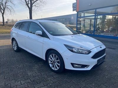 Gebraucht Ford Focus Titanium 120 PS (88 kW) 2015 Weiß Limousine