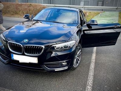 Schwarz Gebraucht 2018 BMW 220 Sport Line Coupé | 26.000 € (Teuer)