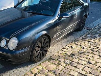 Mercedes CLK320