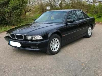 Käytetty BMW 728