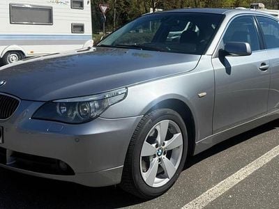 Second-hand BMW 530 231 CP (169 kW) 2006 Gri Berlinǎ
