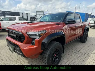 Neu Toyota Tacoma 326 PS (239 kW) 2026 Tera/dach schwarz Pickup