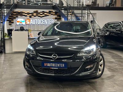 Schwarz Gebraucht 2014 Opel Astra Exklusiv Kombi | 5.999 € (Guter Preis)