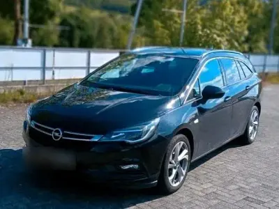 Używany Opel Astra Dynamic 110 KM (80 kW) 2019 Czarny Kombi