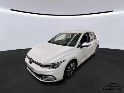 Gebraucht VW Golf VIII Move 110 PS (80 kW) 2024 Weiß Limousine