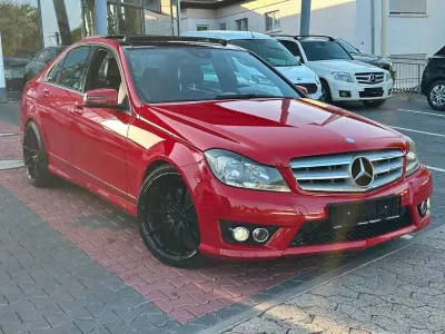 Gebraucht Mercedes C350 Avantgarde 306 PS (225 kW) 2014 Rot Limousine