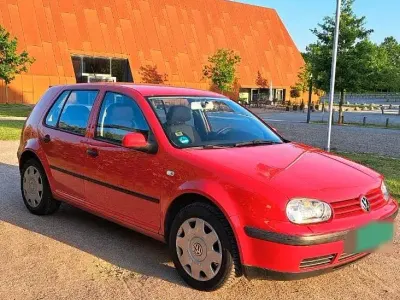 Gebraucht VW Golf IV 75 PS (55 kW) 2001 Rot Kleinwagen