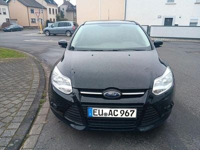 Gebraucht Ford Focus Trend 150 PS (110 kW) 2011 Schwarz Limousine