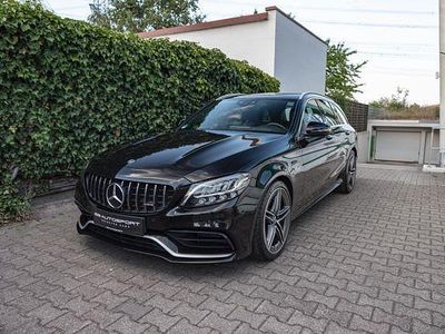 Mercedes C63 AMG