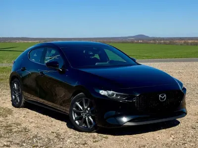 Usata Mazda 3 Selection 122 CV (89 kW) 2022 Nero Berlina