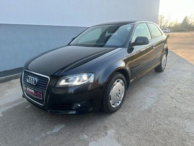 gebraucht Audi A3 1.6 TDI Attraction