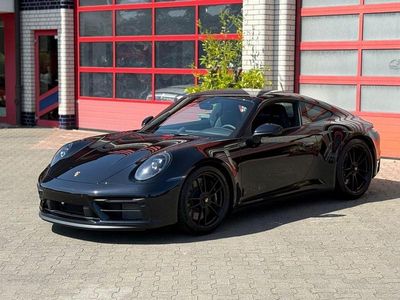 Porsche 911 Carrera GTS