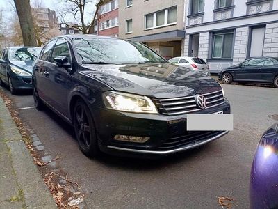 Gebraucht VW Passat Comfortline 211 PS (155 kW) 2013 Schwarz Limousine