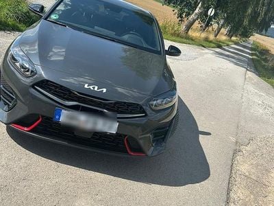 Kia ProCeed GT
