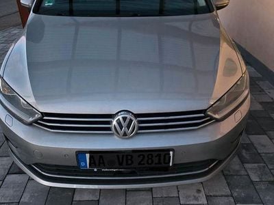 Silber Gebraucht 2016 VW Golf Sportsvan Allstar Van / Kleinbus | 11.300 € (Fairer Preis)