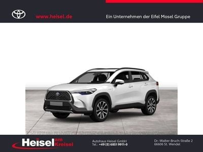 Neu Toyota Corolla Cross Team 140 PS (102 kW) 2025 Weiß SUV
