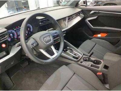 Gebraucht Audi A3 Ambiente 150 PS (110 kW) 2025 Gletscherweiß metallic Limousine