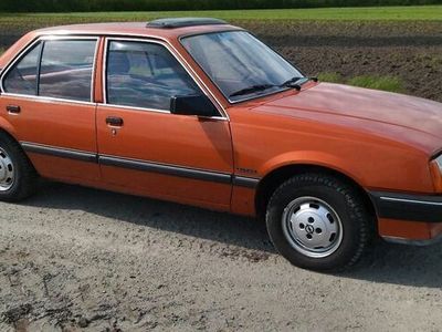 gebraucht Opel Ascona C, 1,6s , echte Kilometer,1 Vorbesitzer