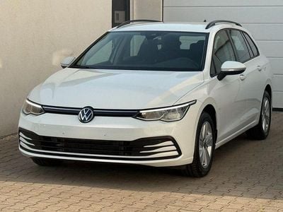 Gebraucht VW Golf VIII Life 116 PS (85 kW) 2024 Weiß Kombi