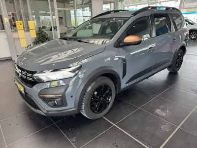 Gebraucht Dacia Jogger Extreme 110 PS (80 kW) 2024 Grau Van / Kleinbus