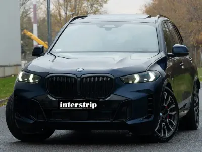 Używany BMW X5 M Sport 489 KM (359 kW) 2025 Niebieski SUV