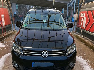 Gebraucht VW Caddy Maxi 105 PS (77 kW) 2011 Schwarz Van / Kleinbus