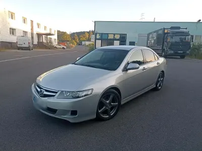 Gebraucht Honda Accord Sport 140 PS (102 kW) 2007 Silber Limousine