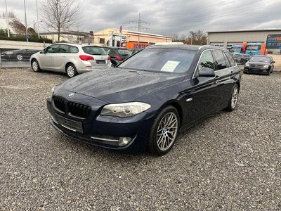 Gebraucht BMW 520 Sport Line 184 PS (135 kW) 2011 Blau Kombi