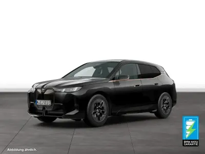 Gebraucht BMW iX M Sport 300 kW (408 PS) 2025 Schwarz SUV