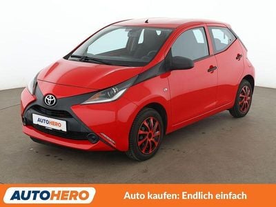 Second-hand Toyota Aygo 69 CP (50 kW) 2016 Roșu Hatchback