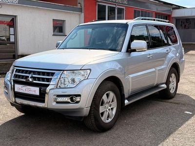 Gebraucht Mitsubishi Pajero 200 PS (147 kW) 2015 Silber SUV