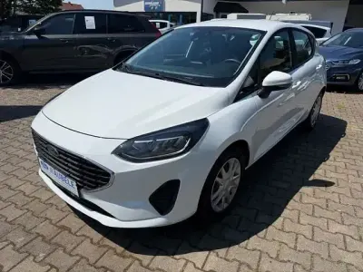 Gebraucht Ford Fiesta Trend 75 PS (55 kW) 2022 Weiß Kleinwagen
