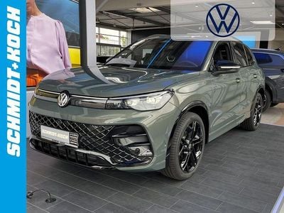 Usata VW Tiguan R-line 150 CV (110 kW) 2025 Verde SUV