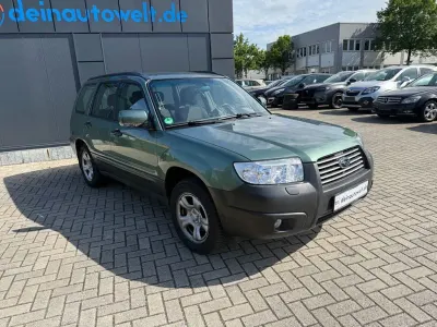 Gebraucht Subaru Forester Trend 158 PS (116 kW) 2006 Grün SUV