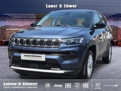 Neu Jeep Compass Altitude 129 PS (94 kW) 2025 Blau SUV