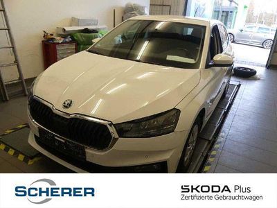 Gebraucht Skoda Fabia Ambition 95 PS (69 kW) 2023 Candyweiß Kleinwagen