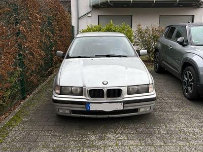 Gebraucht BMW 316 Compact Sport Line 116 PS (85 kW) 2001 Silber Kleinwagen