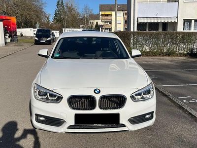 Gebraucht BMW 116 Advantage 116 PS (85 kW) 2016 Weiß Kleinwagen