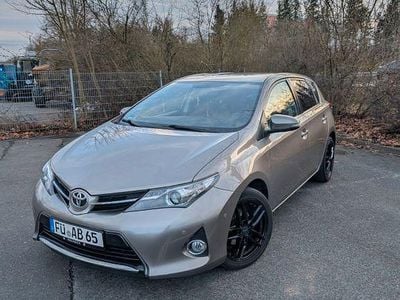 Gebraucht Toyota Auris Life+ 132 PS (97 kW) 2013 Braun Limousine