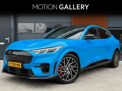 Gebraucht Ford Mustang Mach-E GT 358 kW (487 PS) 2021 Blau SUV