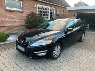 Gebraucht Ford Mondeo 140 PS (102 kW) 2010 Schwarz Kombi
