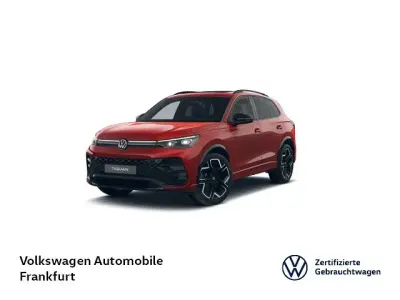 Gebraucht VW Tiguan R-line 193 PS (141 kW) 2024 Persimmon red metallic SUV